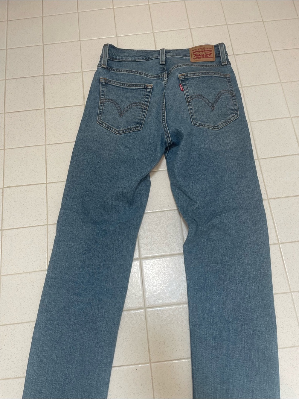Levi's women’s wedgie straight jeans